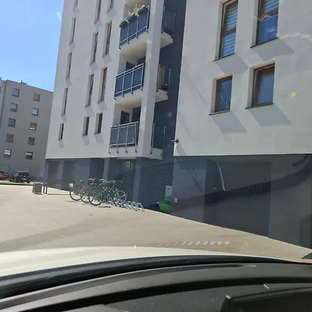 Kameralny Z Balkonem
